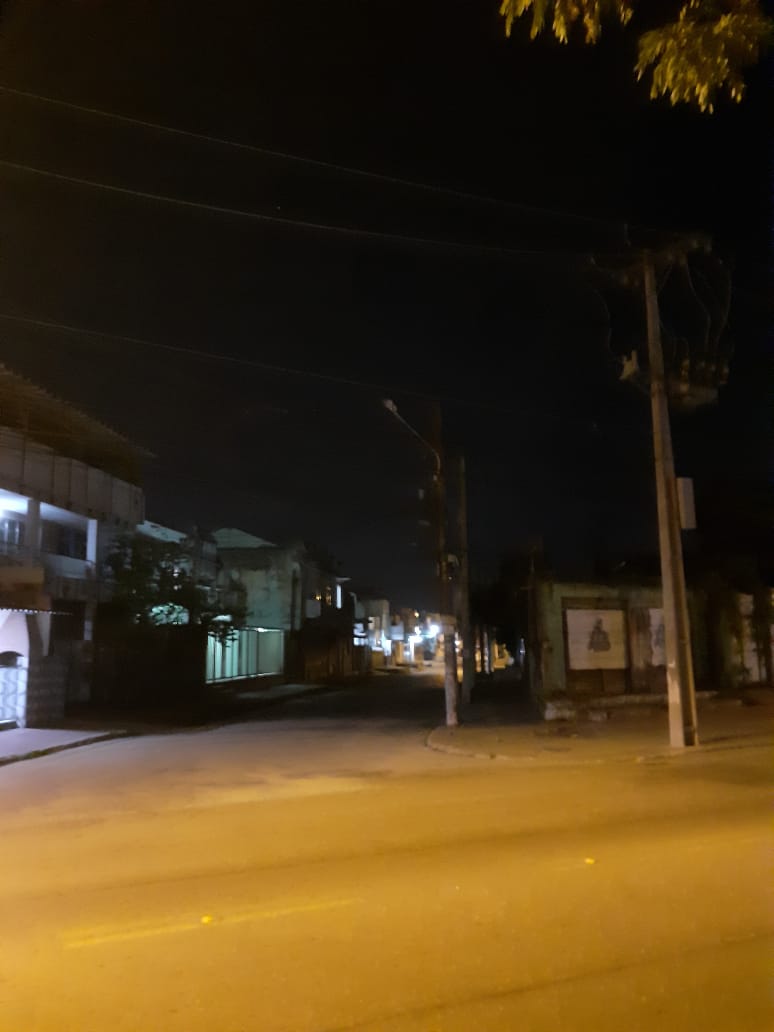 Moradores denunciam falta de iluminação pública em rua de SG