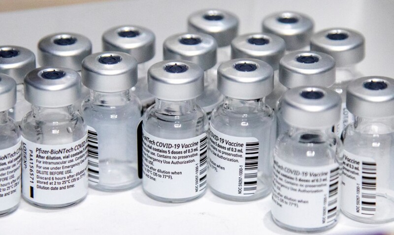 Desde o início da semana, o país recebeu 6,8 milhões de doses do imunizante da Pfizer.