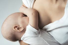 Campanha reafirma a relevância do aleitamento materno durante os dois primeiros anos, ou mais