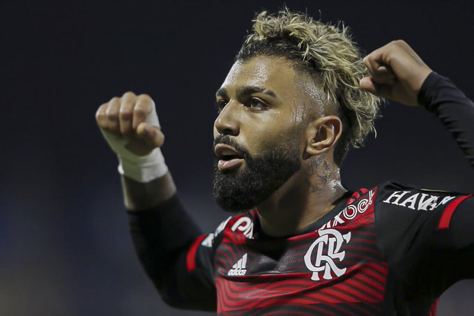 Flamengo vence Católica por 3 a 2 pela Libertadores