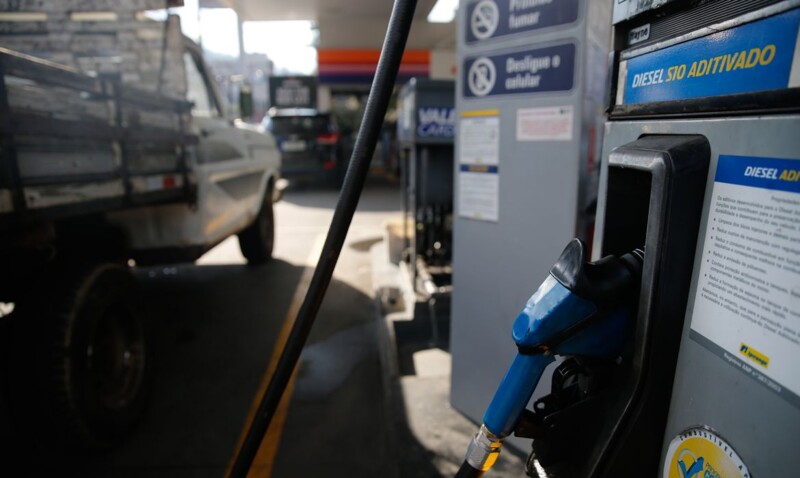As principais contribuições para a inflação do mês vieram da gasolina