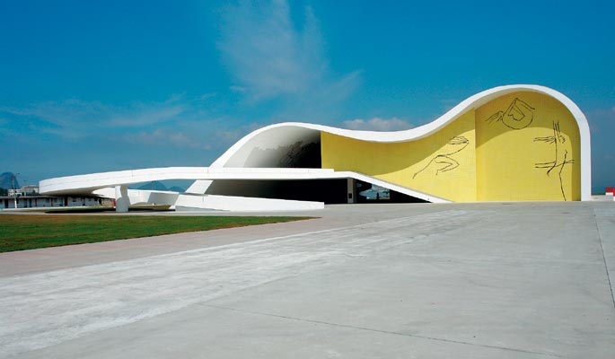 Na sexta-feira (22), quando não haverá desfiles no Caminho Niemeyer, estão programadas apresentações musicais.