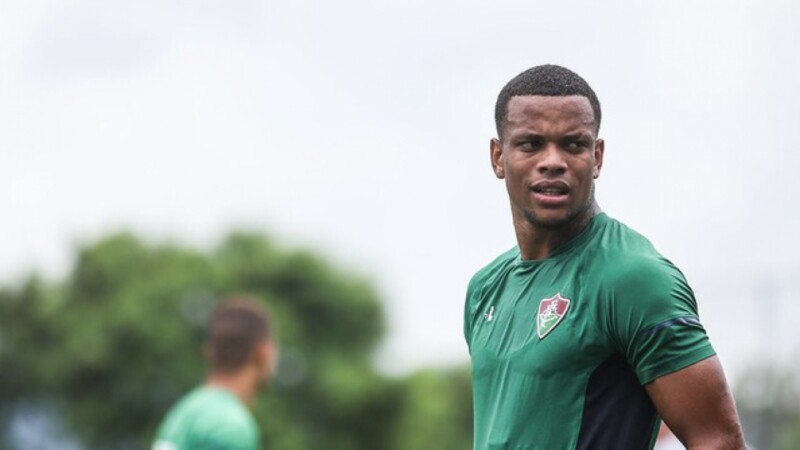 Caio Paulista não deve permanecer no Fluminense após o fim do Brasileirão