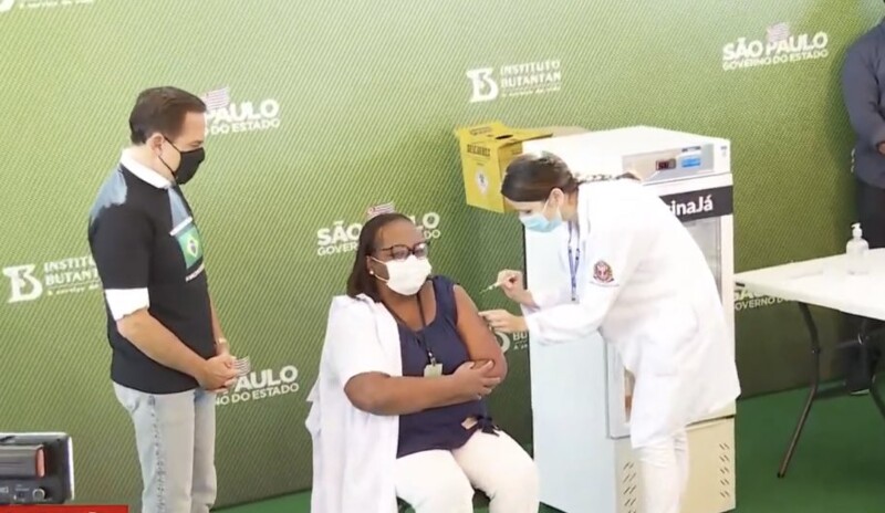 Governador João Dória acompanhou a vacinação