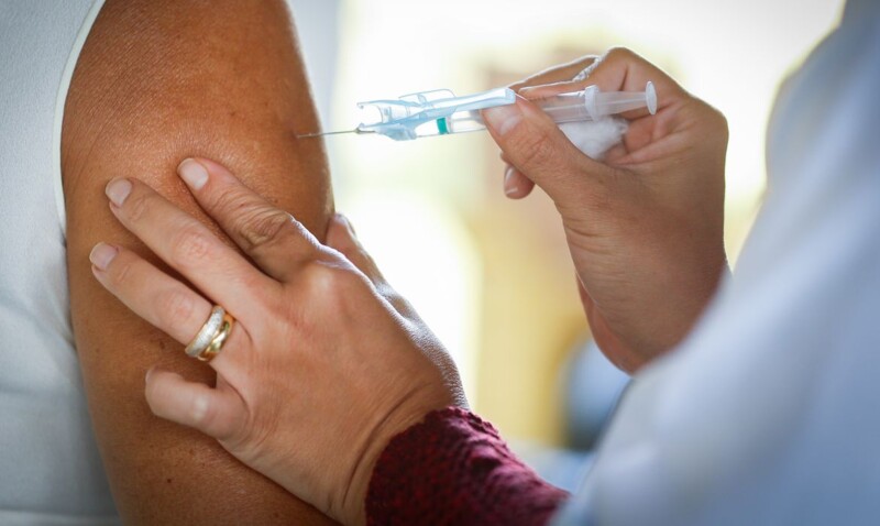 A expectativa é vacinar todos os adultos com ao menos uma dose até setembro