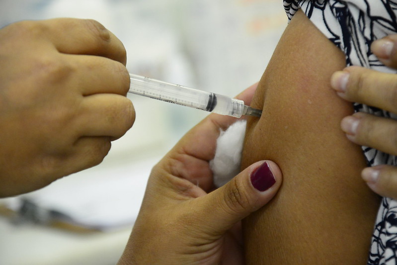 Última remessa veio com 2.141 doses da vacina contra a Covid-19